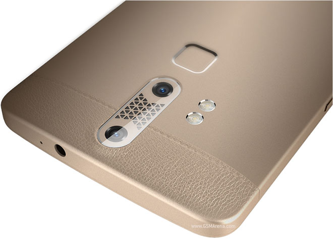 ZTE Axon Lux